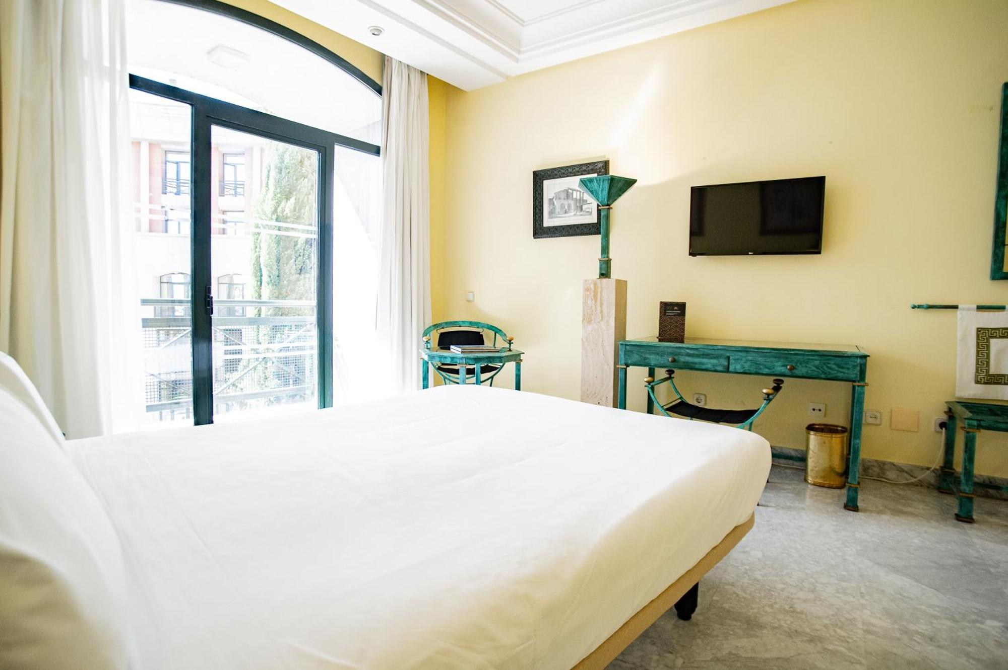 Azz Merida Medea Hotel מראה חיצוני תמונה