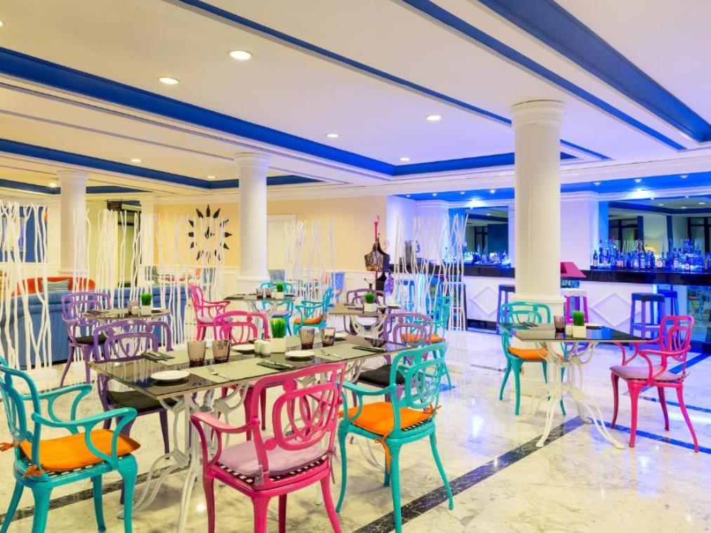 Azz Merida Medea Hotel מראה חיצוני תמונה