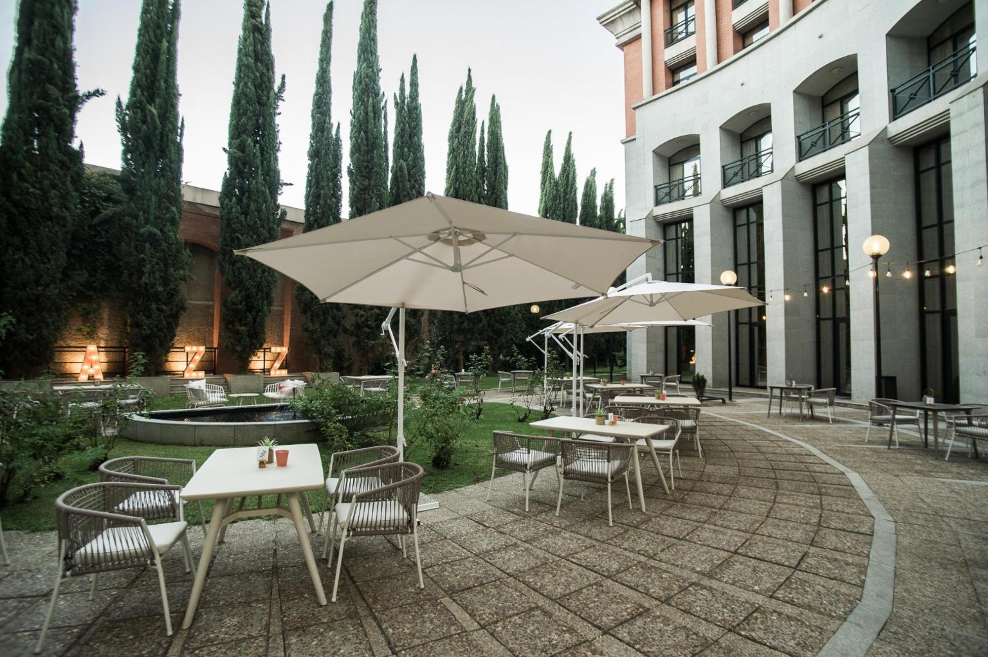 Azz Merida Medea Hotel מראה חיצוני תמונה