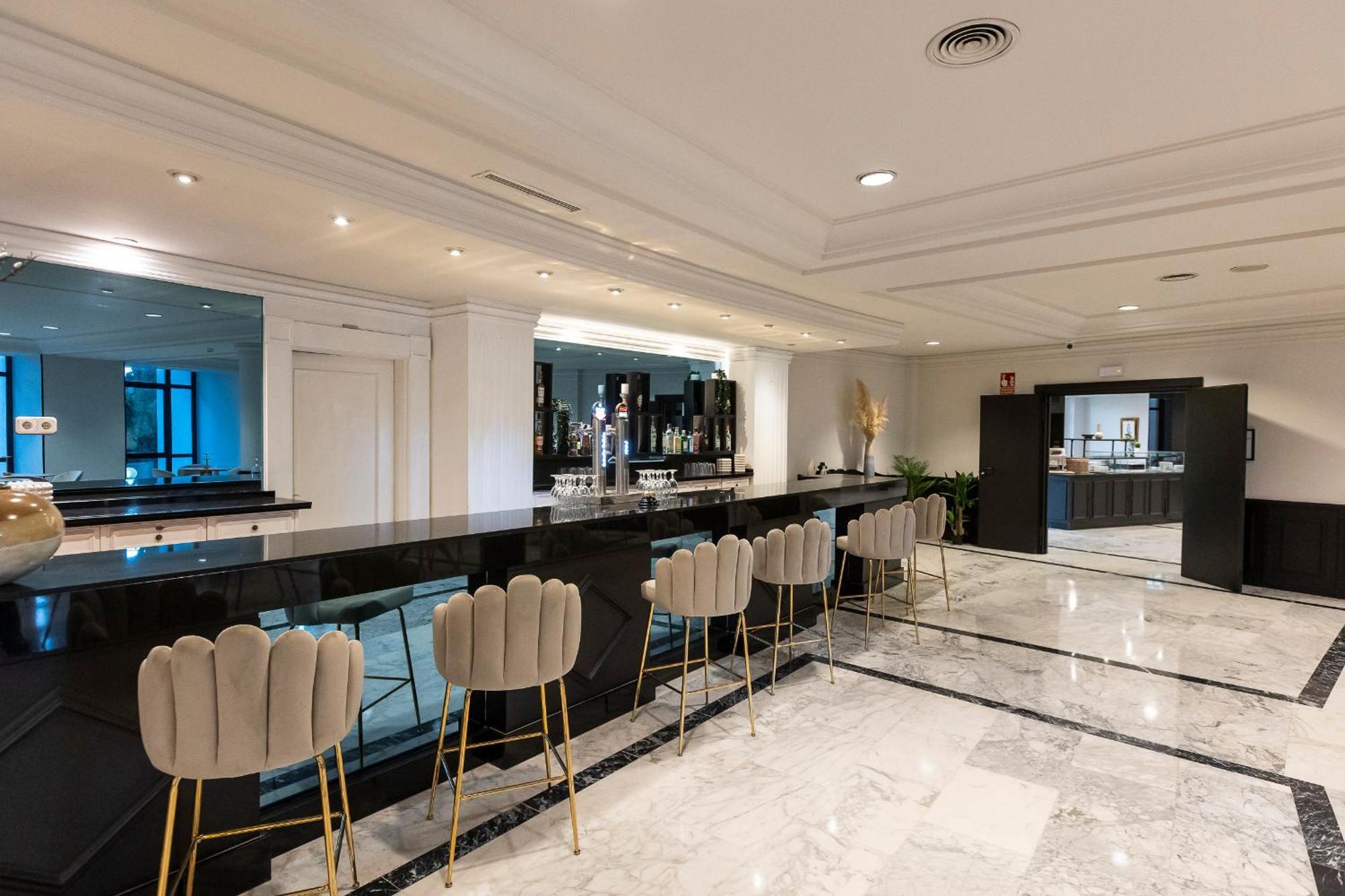 Azz Merida Medea Hotel מראה חיצוני תמונה